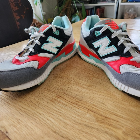 New Balance 530 90's Remix Encap Sneakers Womens Gray Orange Black White Size 10 - Picture 5 of 9